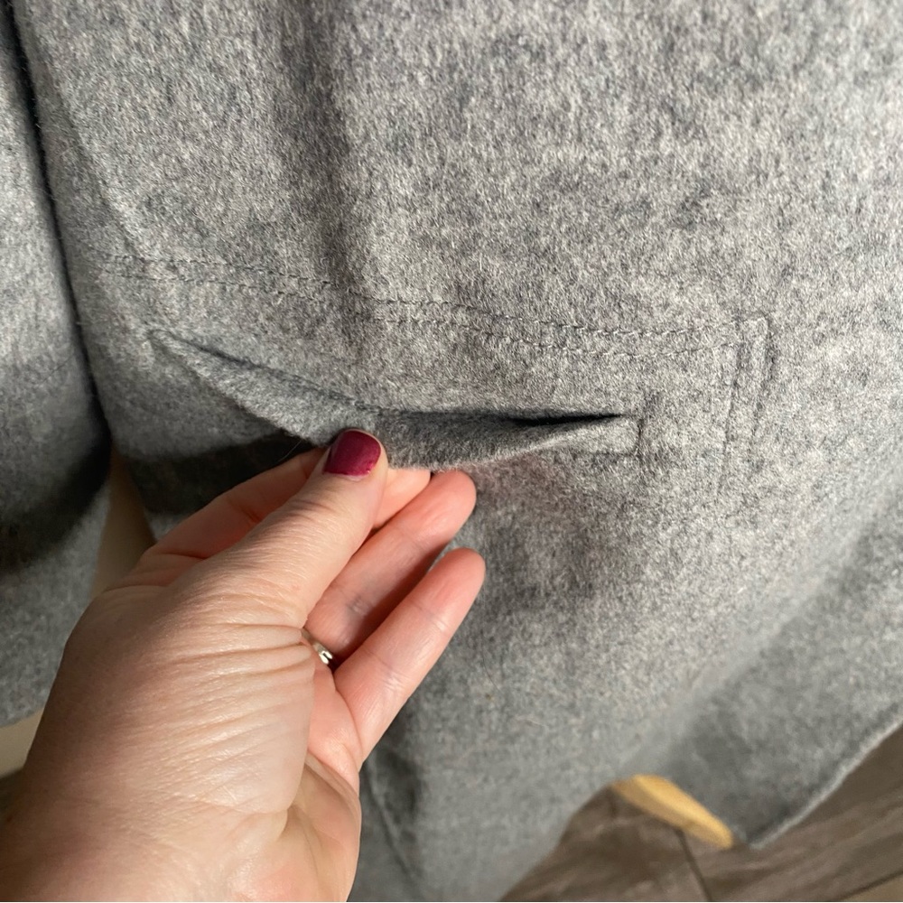 New Vince. Large Gray Wool Pea Coat - Picture 3 of 11